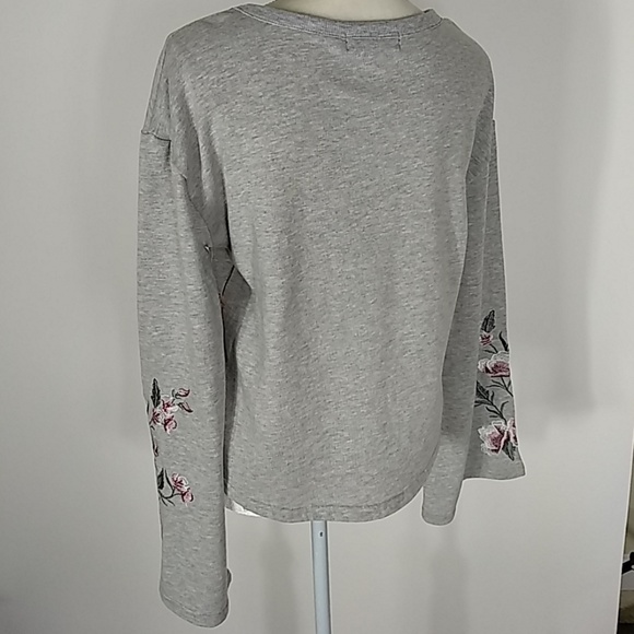 Brand New with tag long sleeve with embroidery top - Picture 6 of 7